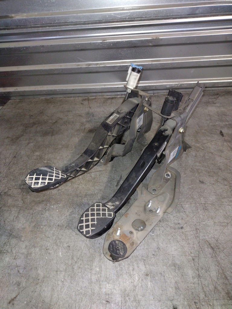 фото №1, Педали 7h1721057 vw t5