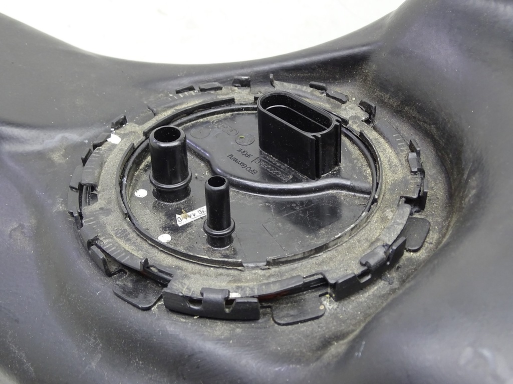 фото №3, Бак топлива bak левый audi r8 4s 16- 5.2 fsi v10 4t7201021b