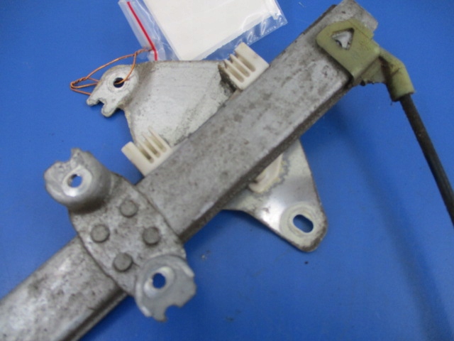 фото №4, Almera n16 3d підйомник скло перед правий 2pin