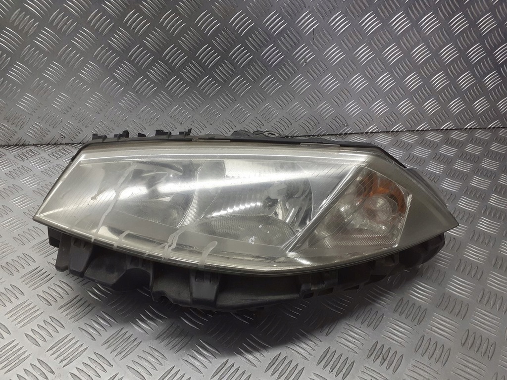 фото №1, Лампа ліва передня renault megane ii 1.6 8200073222j