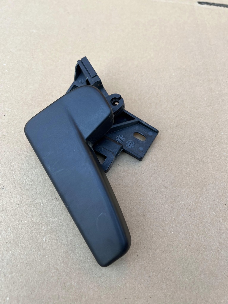 фото №1, Vw golf vii ручка кронштейн открывания капот