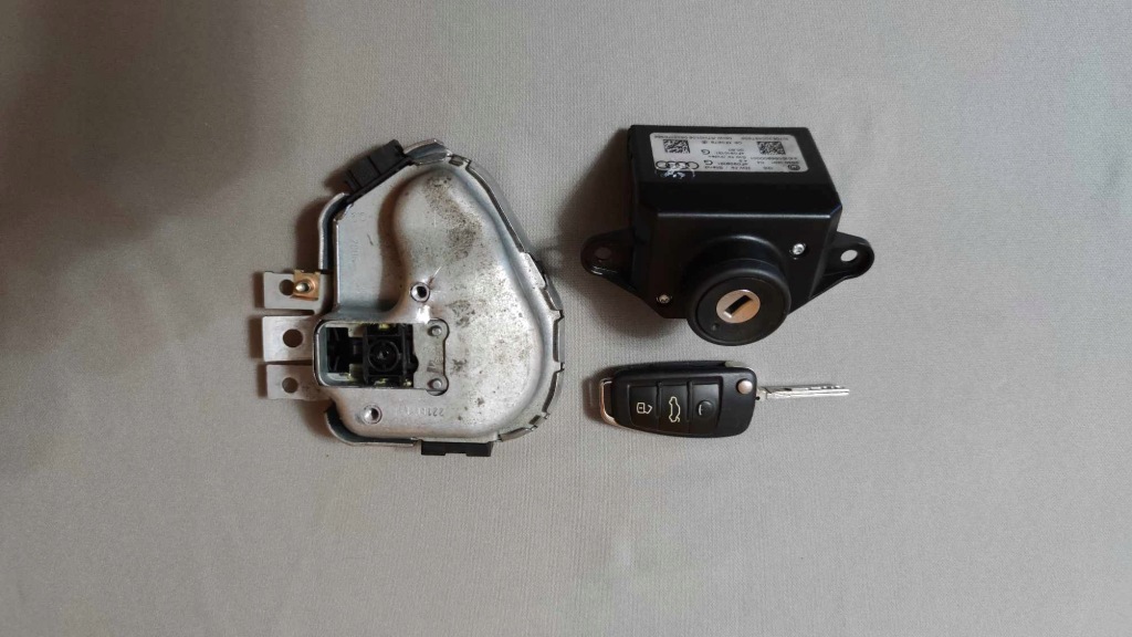 фото №1, Набор стартовый audi a6 c6 ключ засов замок зажигания keyless go 4f0837220ad