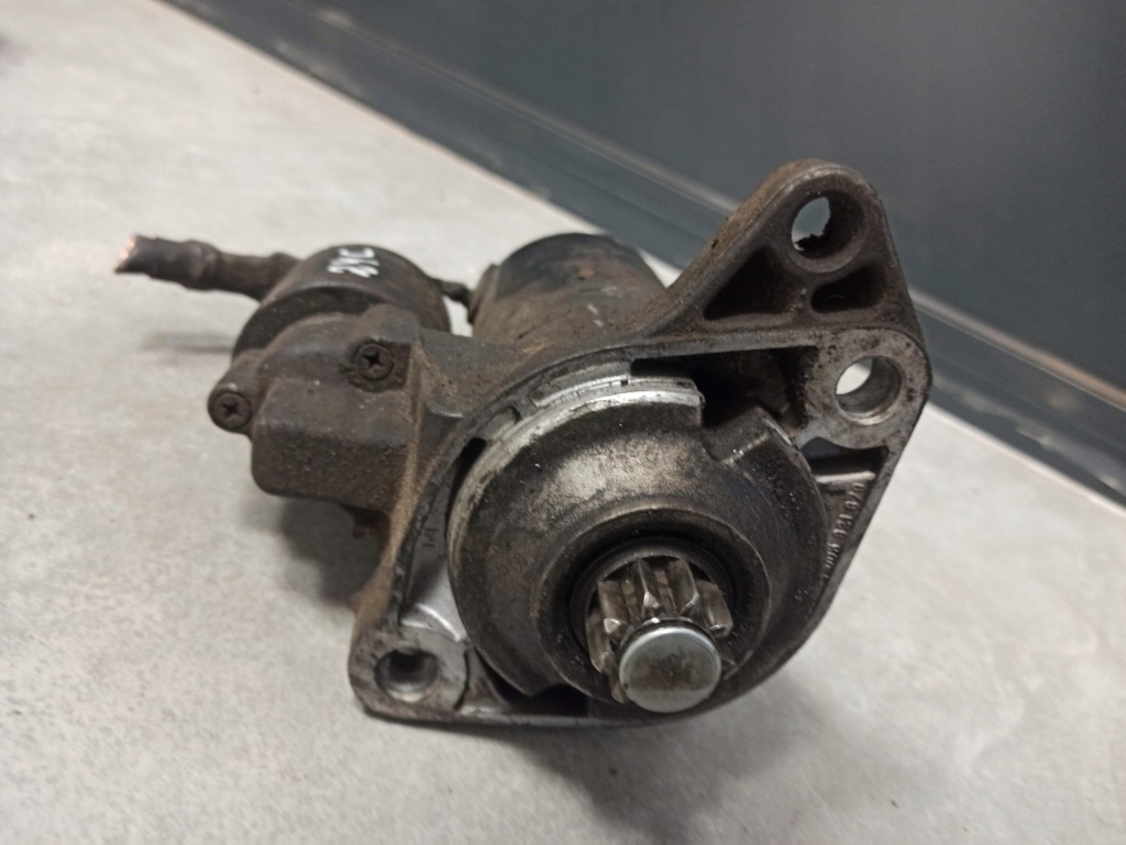 Vw golf v 03-10 1.4b стартер 00001122404 Зі Шроту