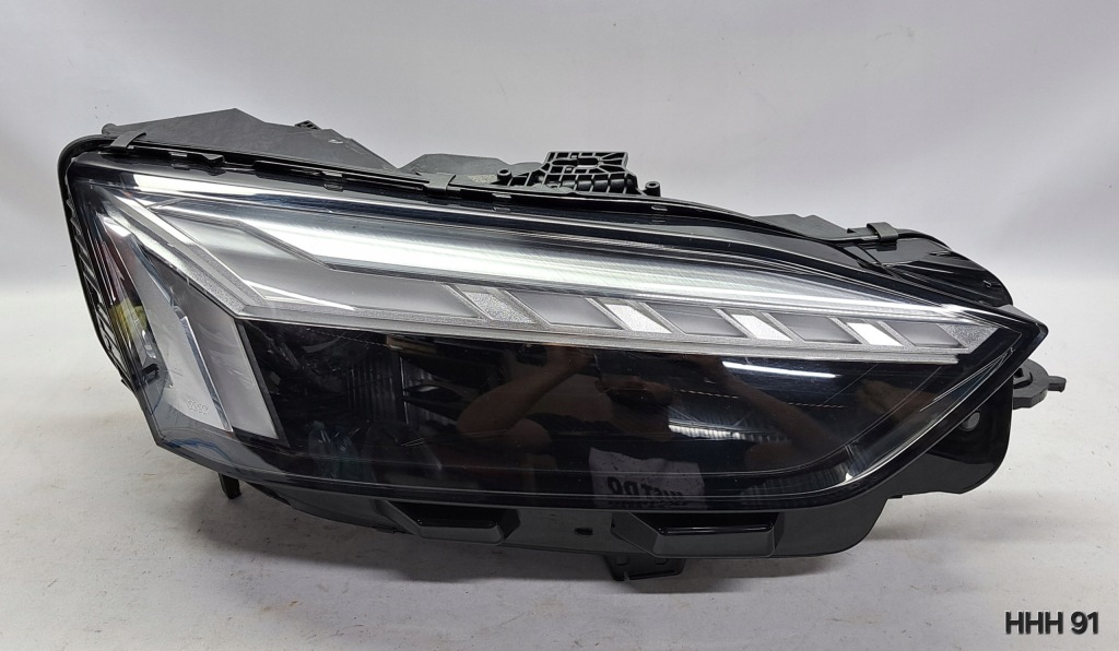 Купить Фара правый  full led matrix audi a5 8w6 рестайлинг  8w6941040