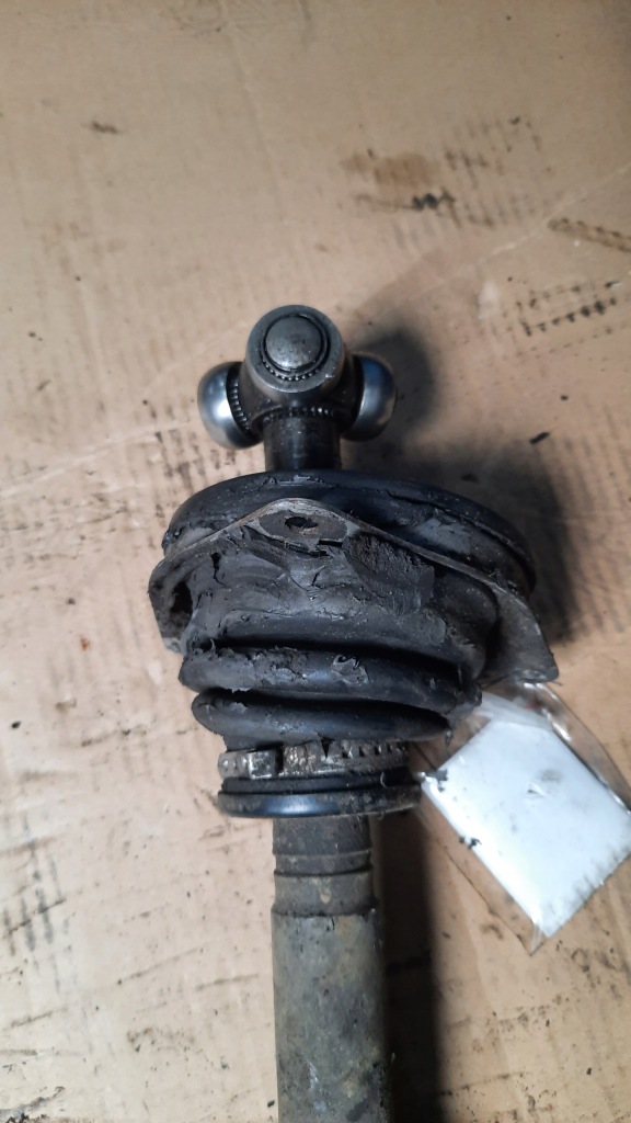 Привідний вал ліва renault megane scenic 1 1.9 dci 02r Ціна