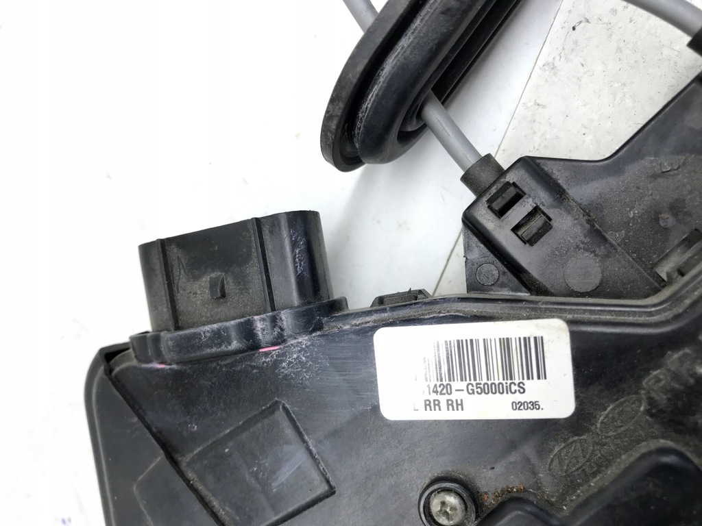 фото №12, Kia carnival ii vq замок дверь задняя левый ручка a045777