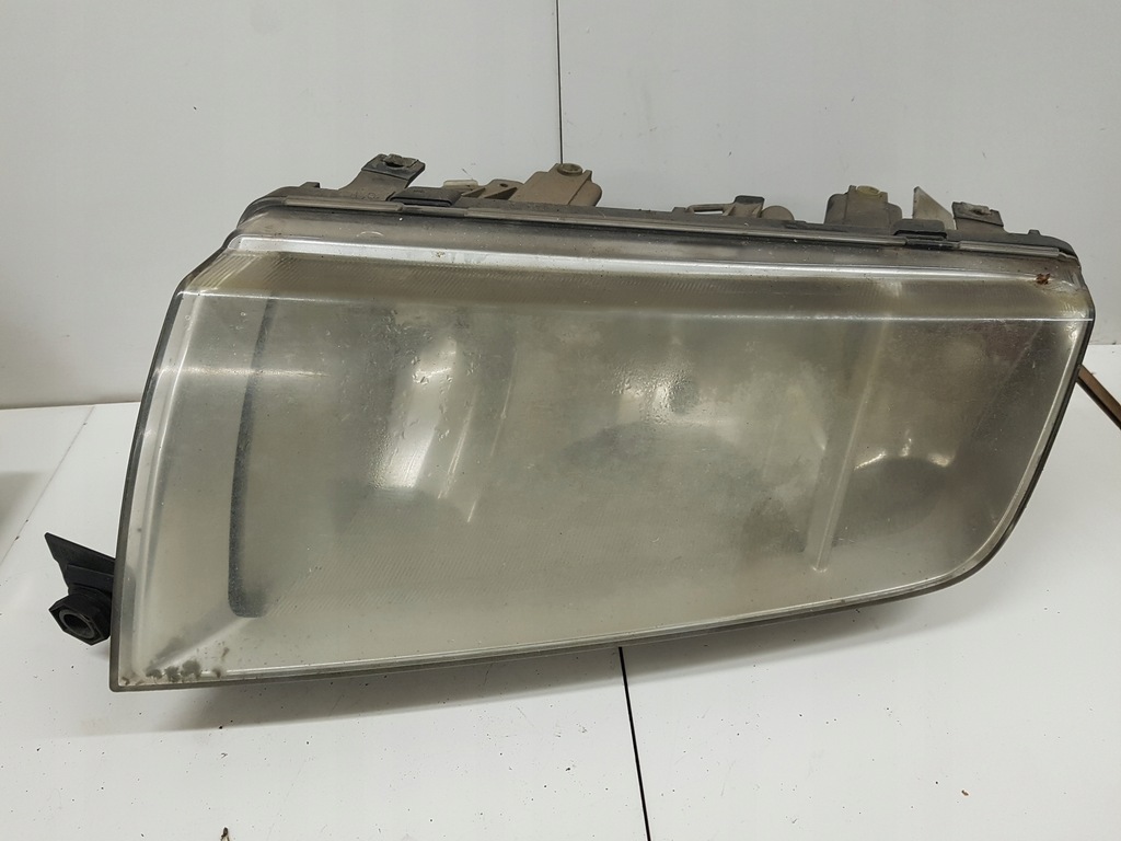 фото №1, Лампа левая передняя lift skoda fabia 1