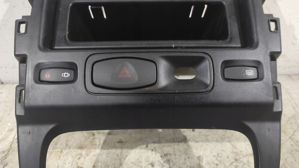 фото №2, Рамка радіо środkoway панель dacia duster i 10-