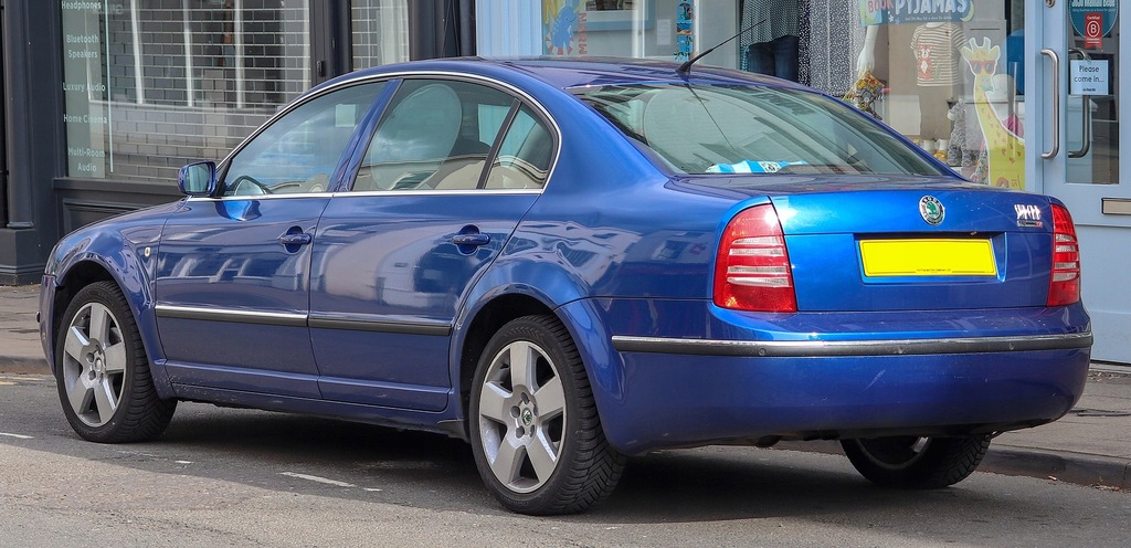 фото №12, Skoda superb 1 i 01-06 лампа правая задняя 3u5945096