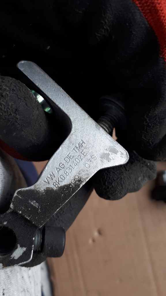 фото №6, A4 b8 s4 петля петли дверь правый задняя lx7w