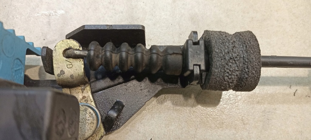 фото №5, Замок дверь левый перед volvo s60 i 2.4 d5