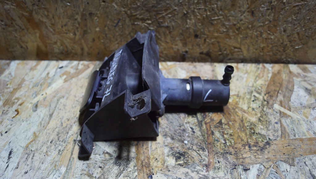 фото №10, Омыватель лампы левый vw touareg 7l заглушка