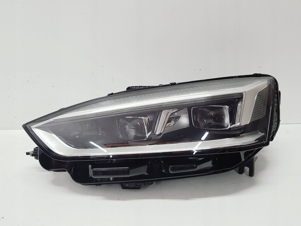 фото №1, Audi a5 8w6 левая лампа перед передняя 8w6941035e full led matrix