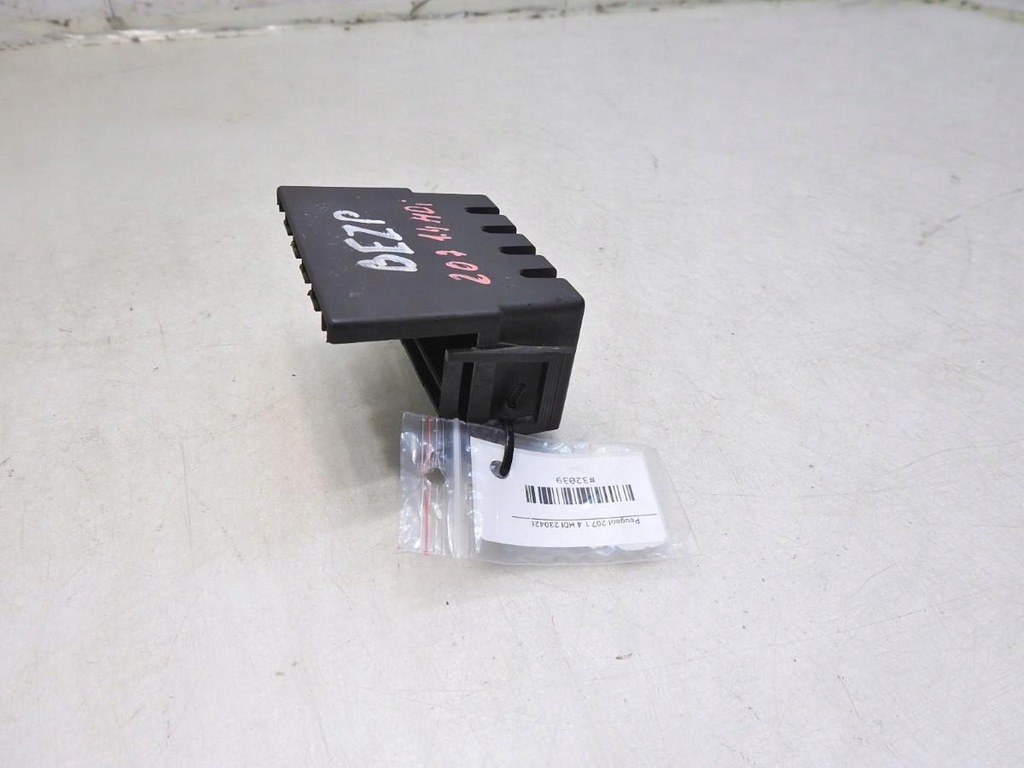 фото №5, Корпус запобіжників peugeot 207 1.4 hdi