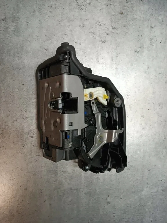 фото №1, Bmw ix3 g08 замок задня лівий