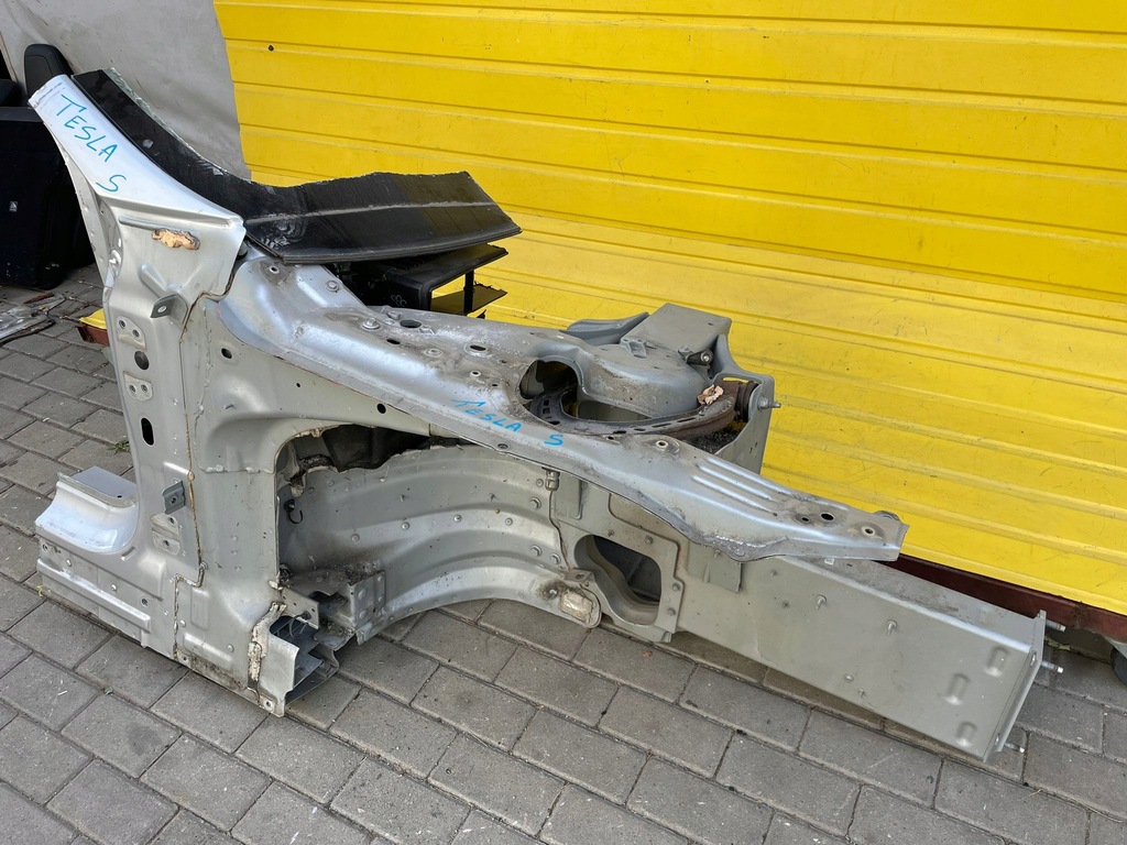 фото №3, Tesla model s чверть права перед лонжерон 4x4