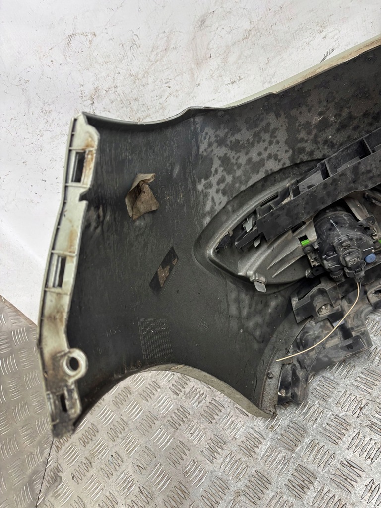 фото №9, Бампер перед передний renault twingo ii 2 07-