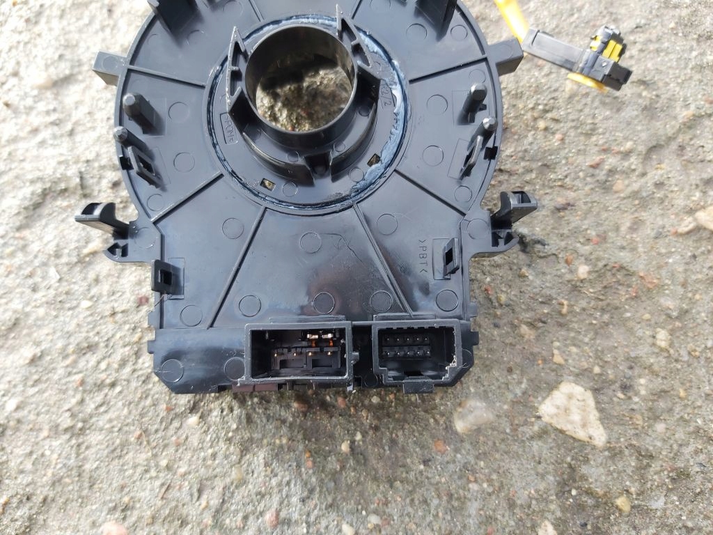 фото №3, Лента pod руль hyundai ix35 2010- 2015 rok