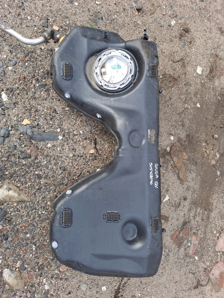 Купити Бак пального bak насос alfa romeo giulia qv