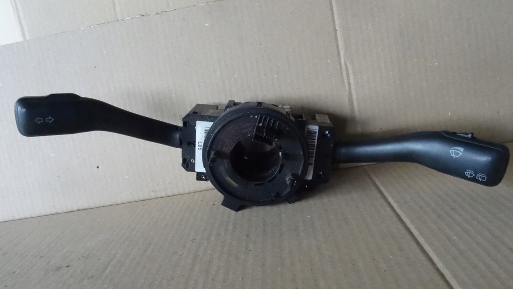 фото №1, Audi a6 c5 перемикач комбінований 8l0953513g