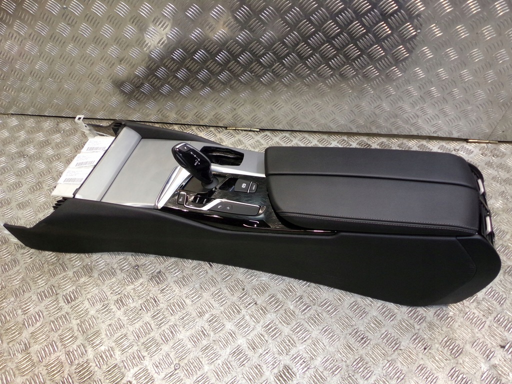 фото №9, Bmw 6 g32 gt туннель средний консоль разные цвета