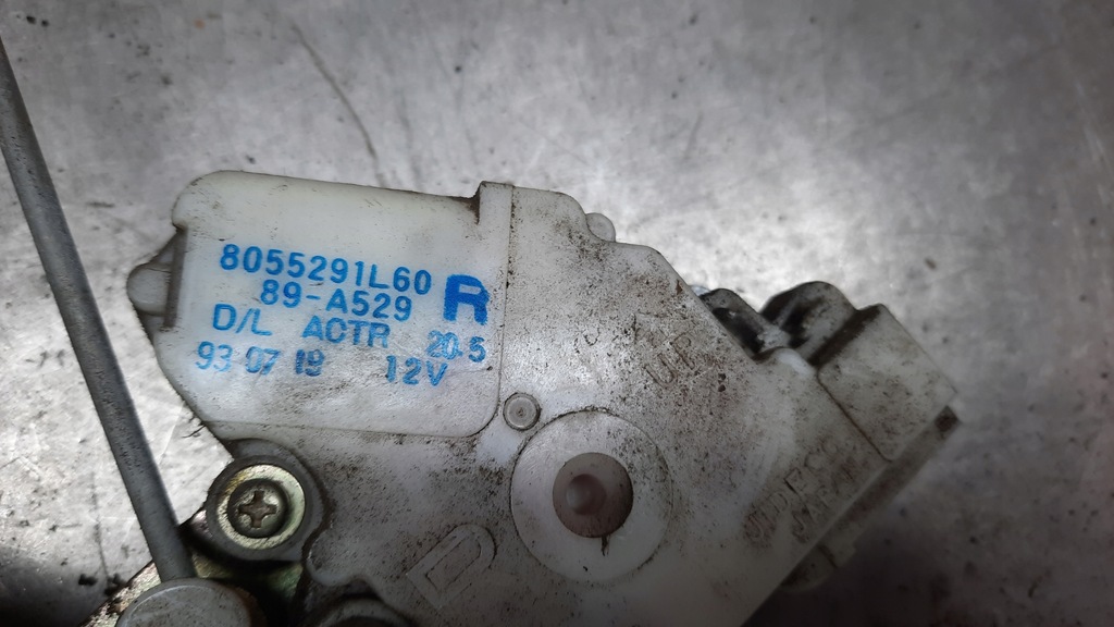 фото №4, Замок дверь правый перед nissan terrano ii 2.4b 94r