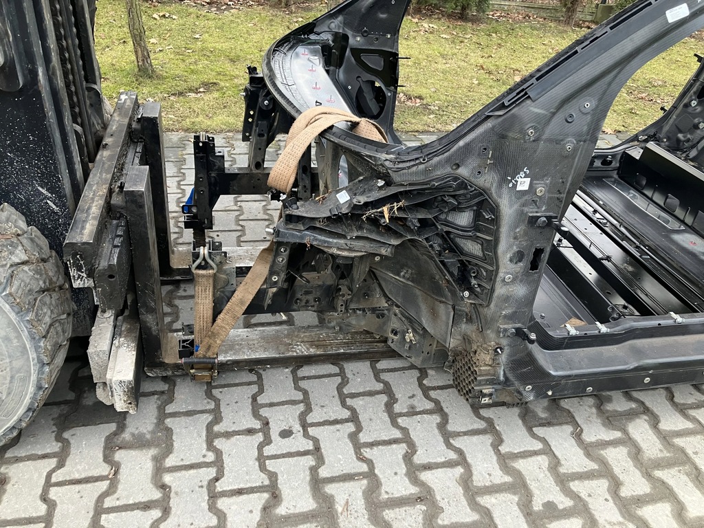 фото №1, Лонжерон левая четверть bmw i3 i01