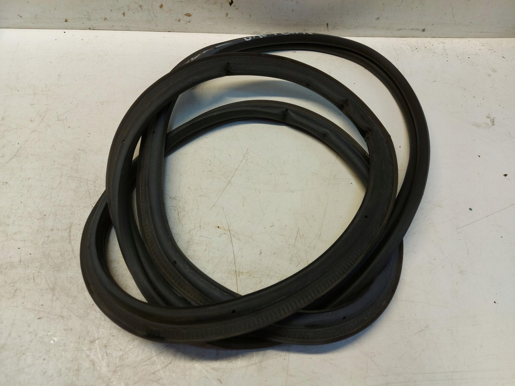 фото №1, Opel mokka b ii прокладка багажника