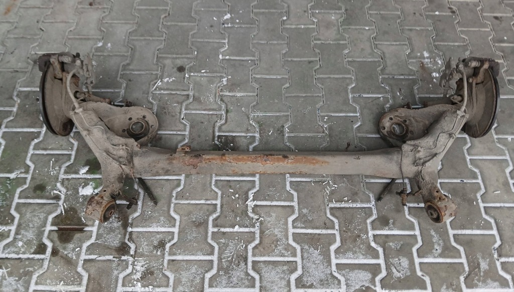 Купить Toyota corolla e15 балка подвеска задняя oś задний  1.6 2009r