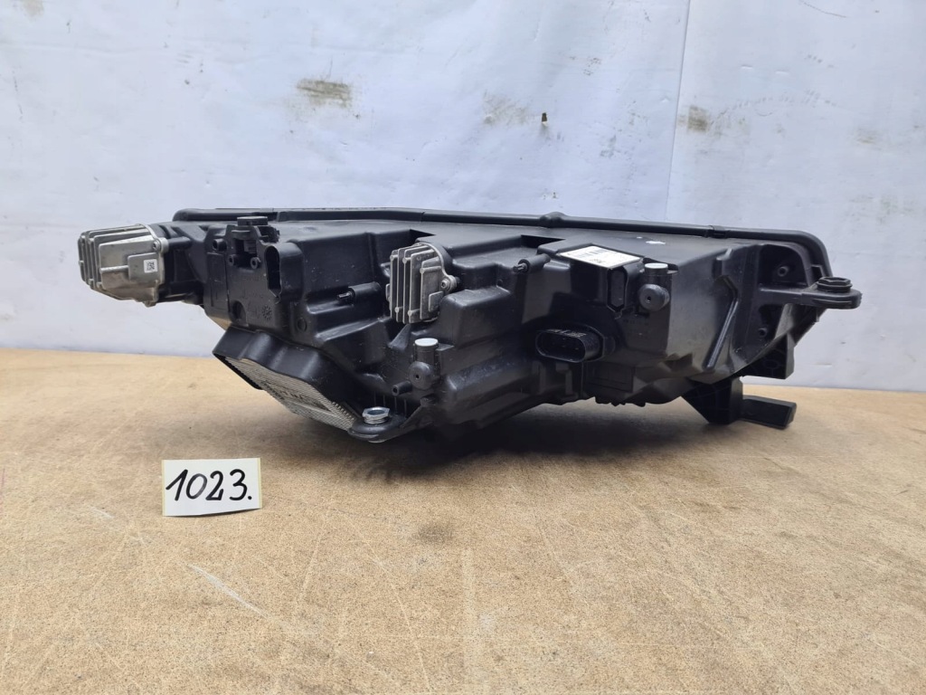 Skoda octavia iv 4 full led фара левая левое  перед с Разборки