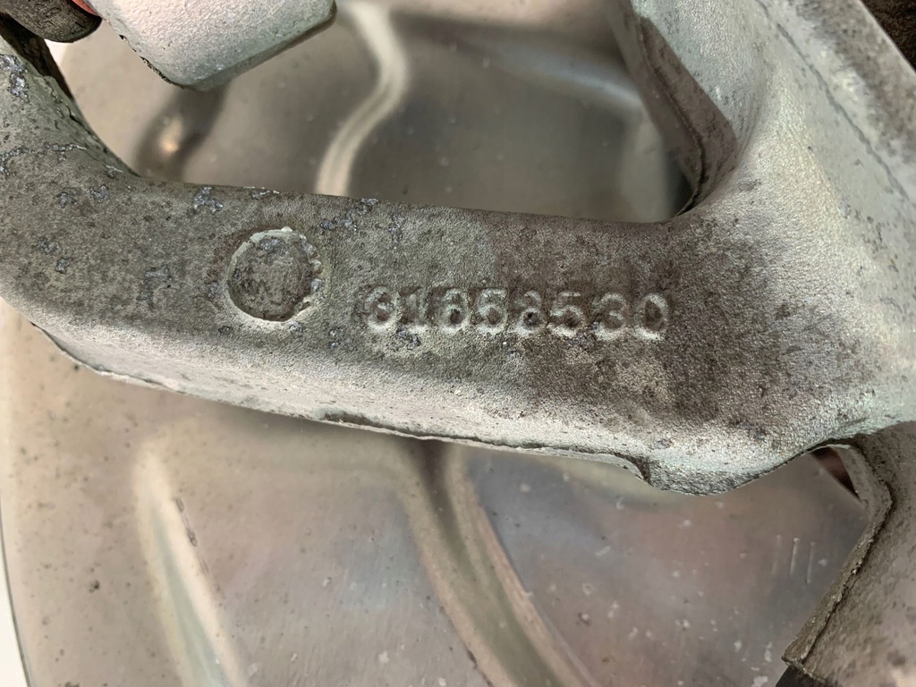 фото №6, Volvo s90 поворотний кулак важелі правий задня задні 31658530