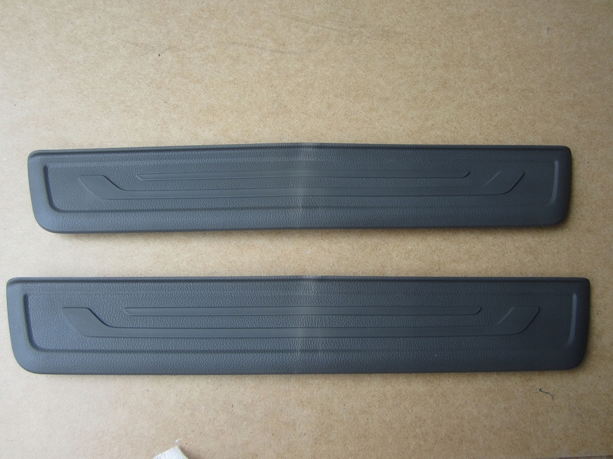 фото №1, Молдинг накладка na порог правая перед kia sportage iii 10-15