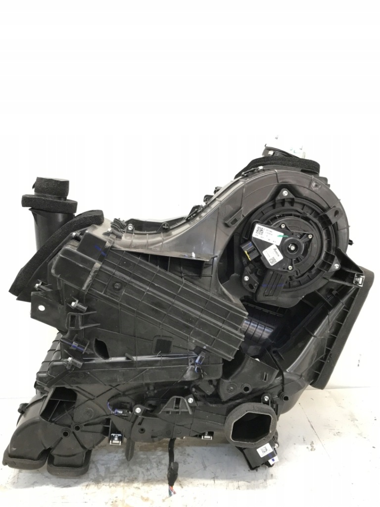 Tesla y 3 lift обігрівач повітродувка кондиціонер Київ