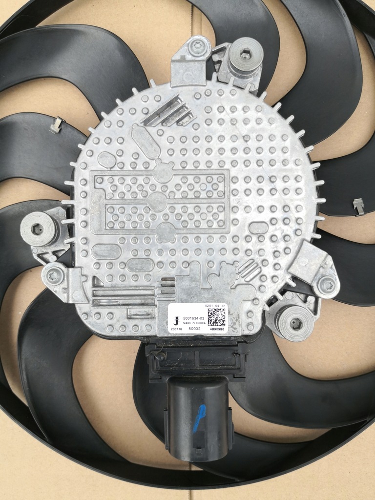 фото №7, Trafic vivaro talento nv300 2.0dci вентилятор 3403