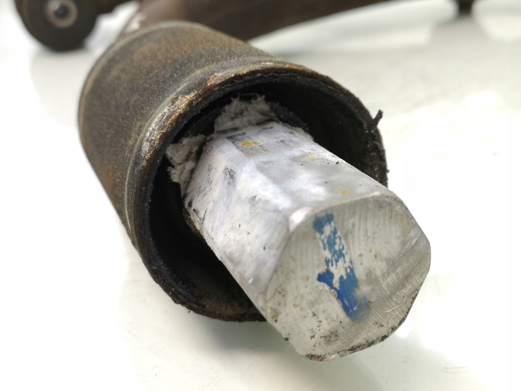 фото №7, 2001 mercedes-benz ml w163 важіль передній нижній