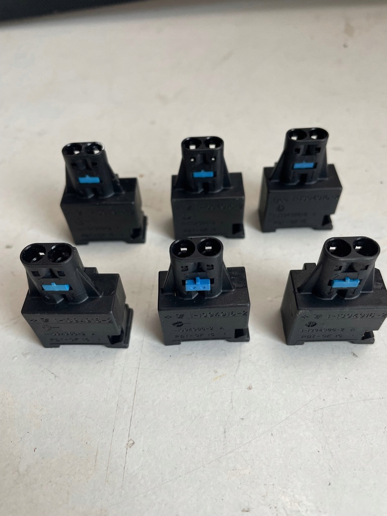 фото №1, Audi штекер волоконно-оптичний кабель 4e0973702