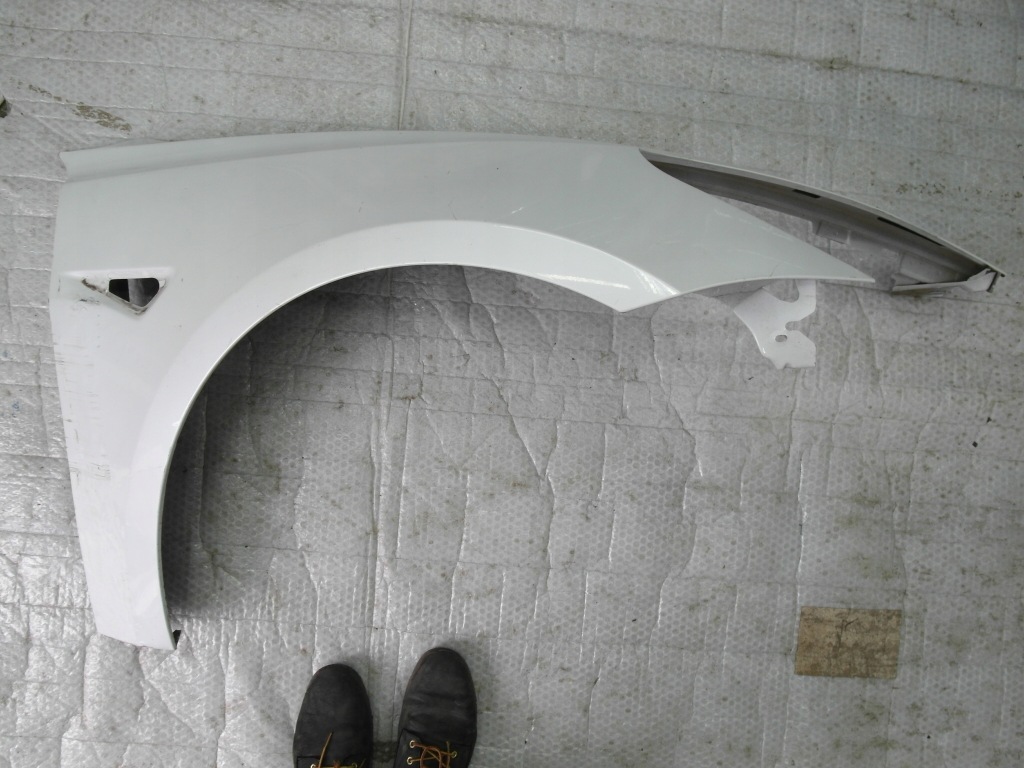 Купить Tesla 3 крыло  передний правый