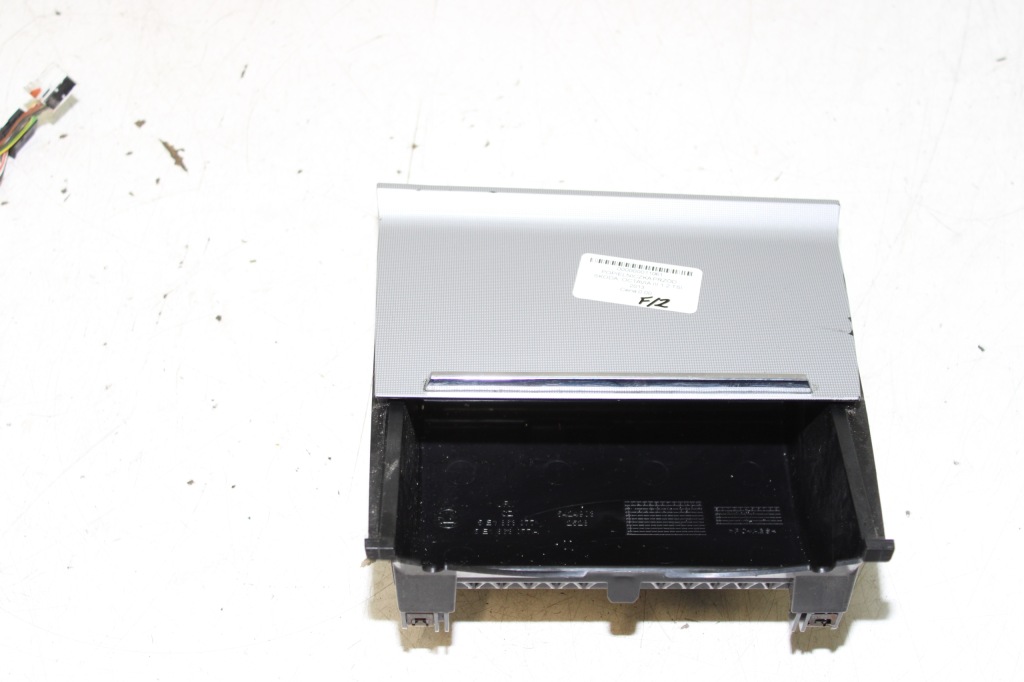 Skoda octavia 3 бардачок консоли средний 5e1863077b декоративная в Украине