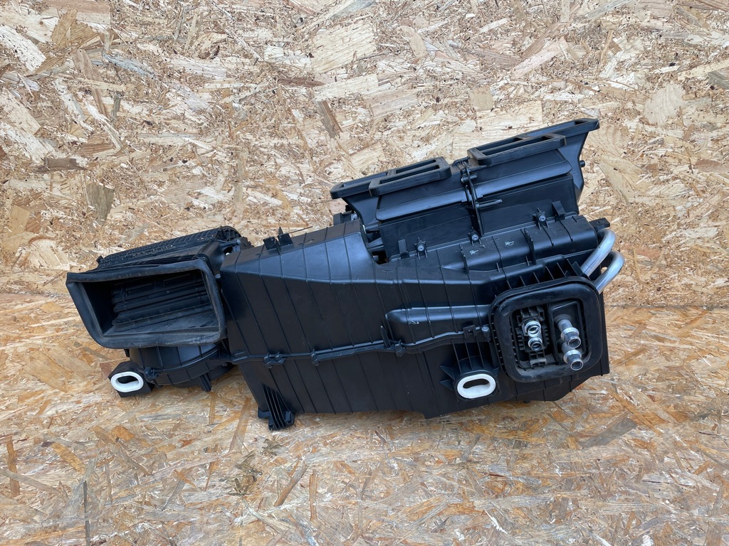 фото №1, Обігрівач infiniti q30 europa a2468302002