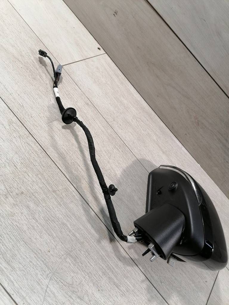 фото №8, Volvo xc40 зеркало правое 15pin 32137496