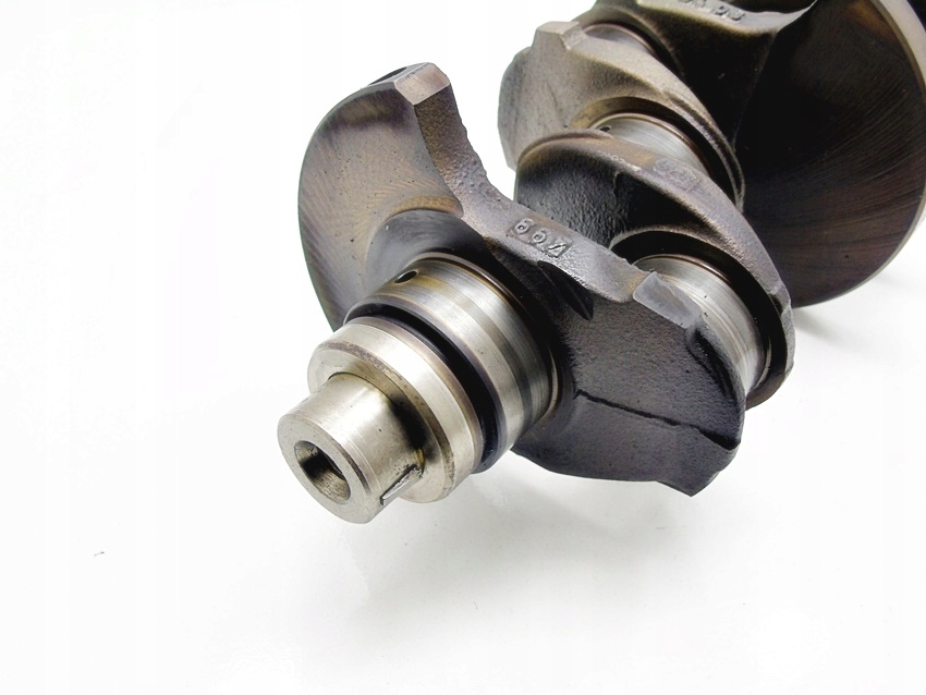 Wał коленчатый 1.8 8v laguna clio renault 19 Доставка