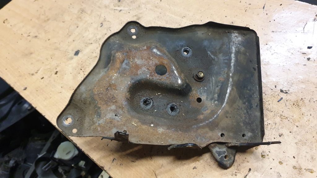 фото №1, Honda civic vii основание аккумулятор