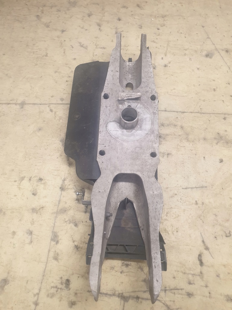 фото №1, Mercedes glb x247 важіль задня оригінальний номер a2473523700