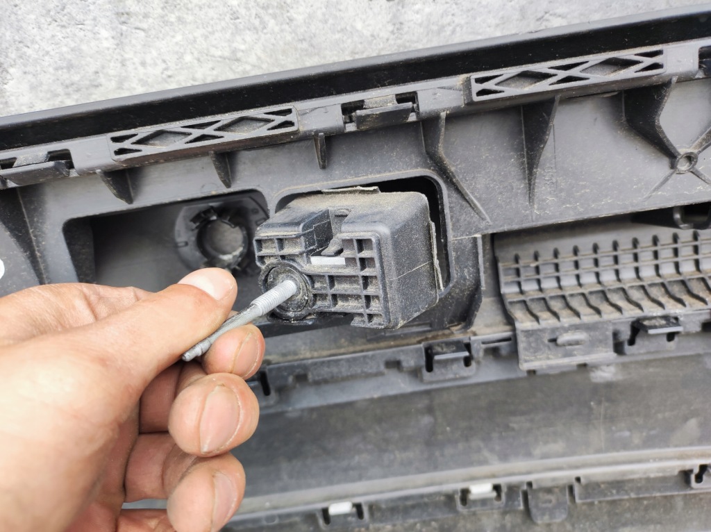 фото №9, Audi q2 81a бампер задняя задний спойлер 81a807511b