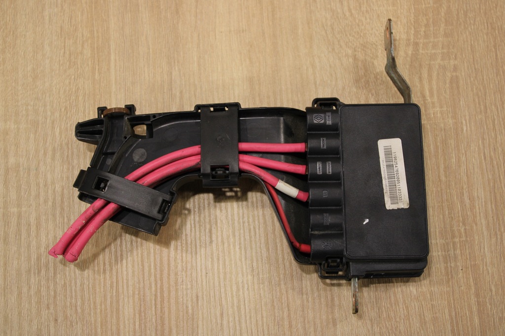 фото №1, Модуль акумулятор запобіжники renault megane iii 1.4 tce