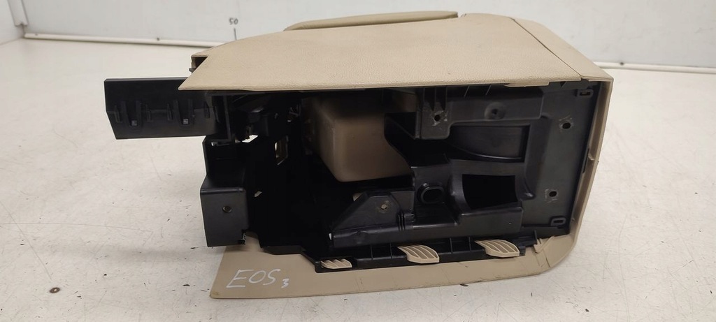 фото №10, Подлокотник vw eos 2,0 fsi