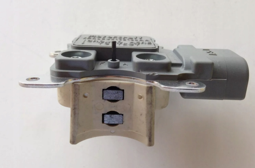 фото №1, Регулятор напряжения ford explorer expedition excursion f-150 f-250 f-350