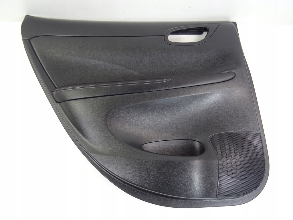 фото №1, Pulsar обшивка двері ліва задня 2016r 829013zl0a