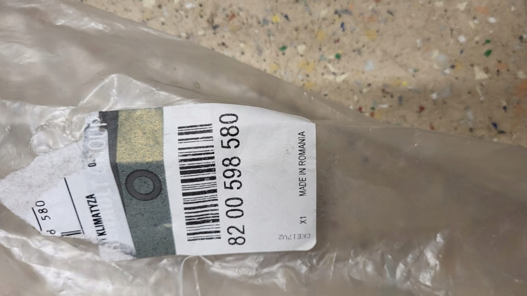 фото №3, Шланг кондиціонера renault twingo ii 8200598580 новий оригінал