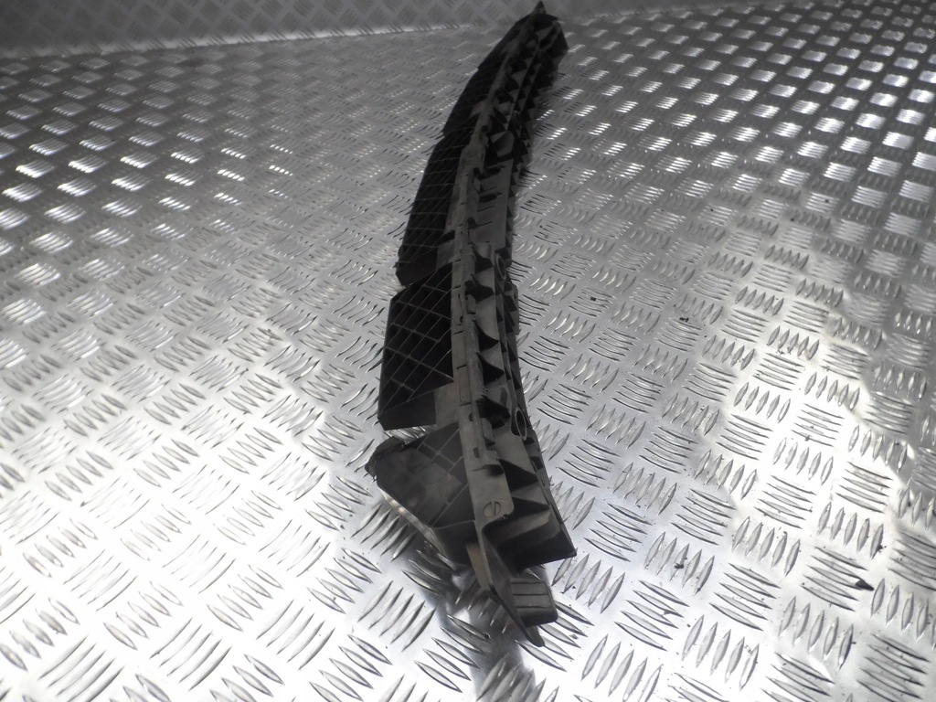 фото №1, Напрямна бампера задня vw beetle a5